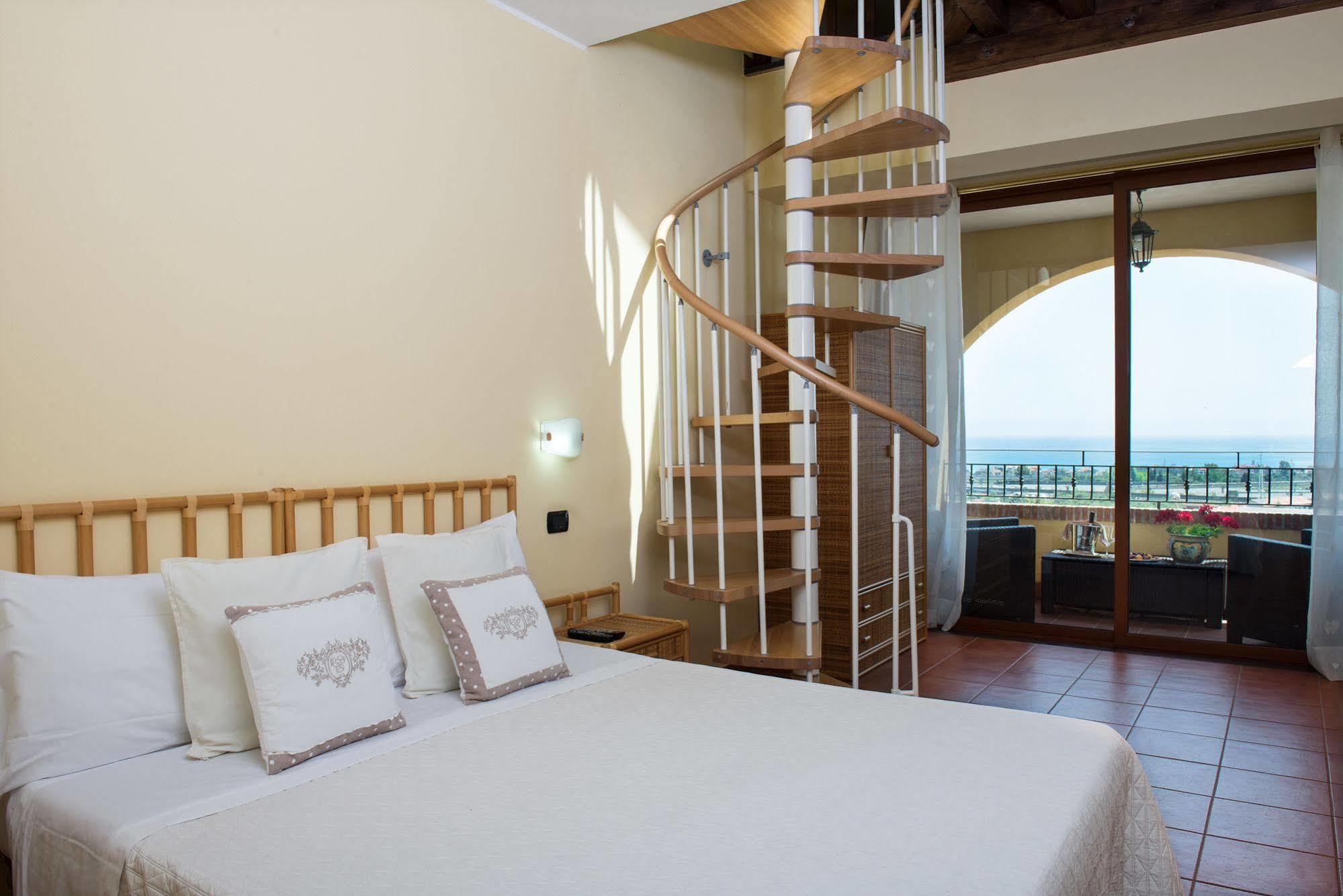 'A Nuciara Park Hotel & Spa Furci Siculo Zewnętrze zdjęcie