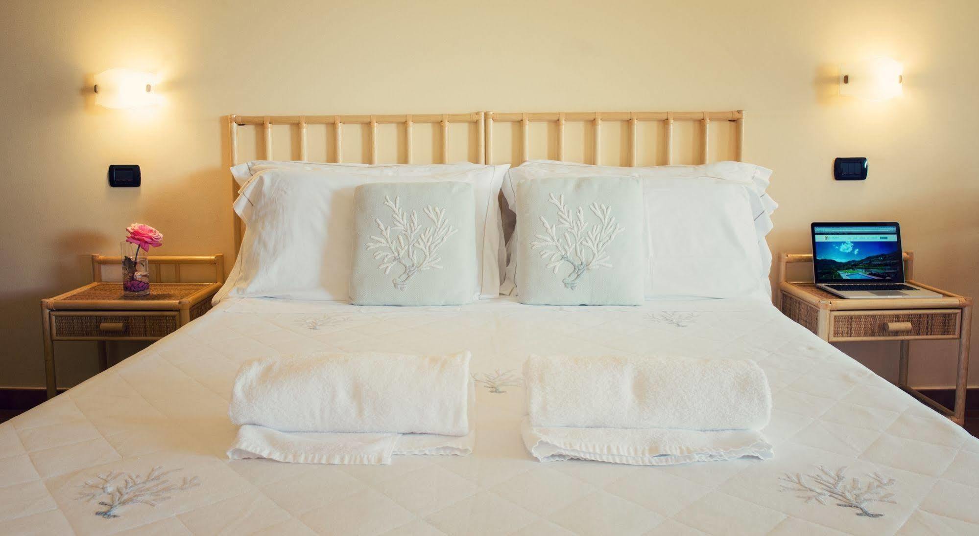 'A Nuciara Park Hotel & Spa Furci Siculo Zewnętrze zdjęcie