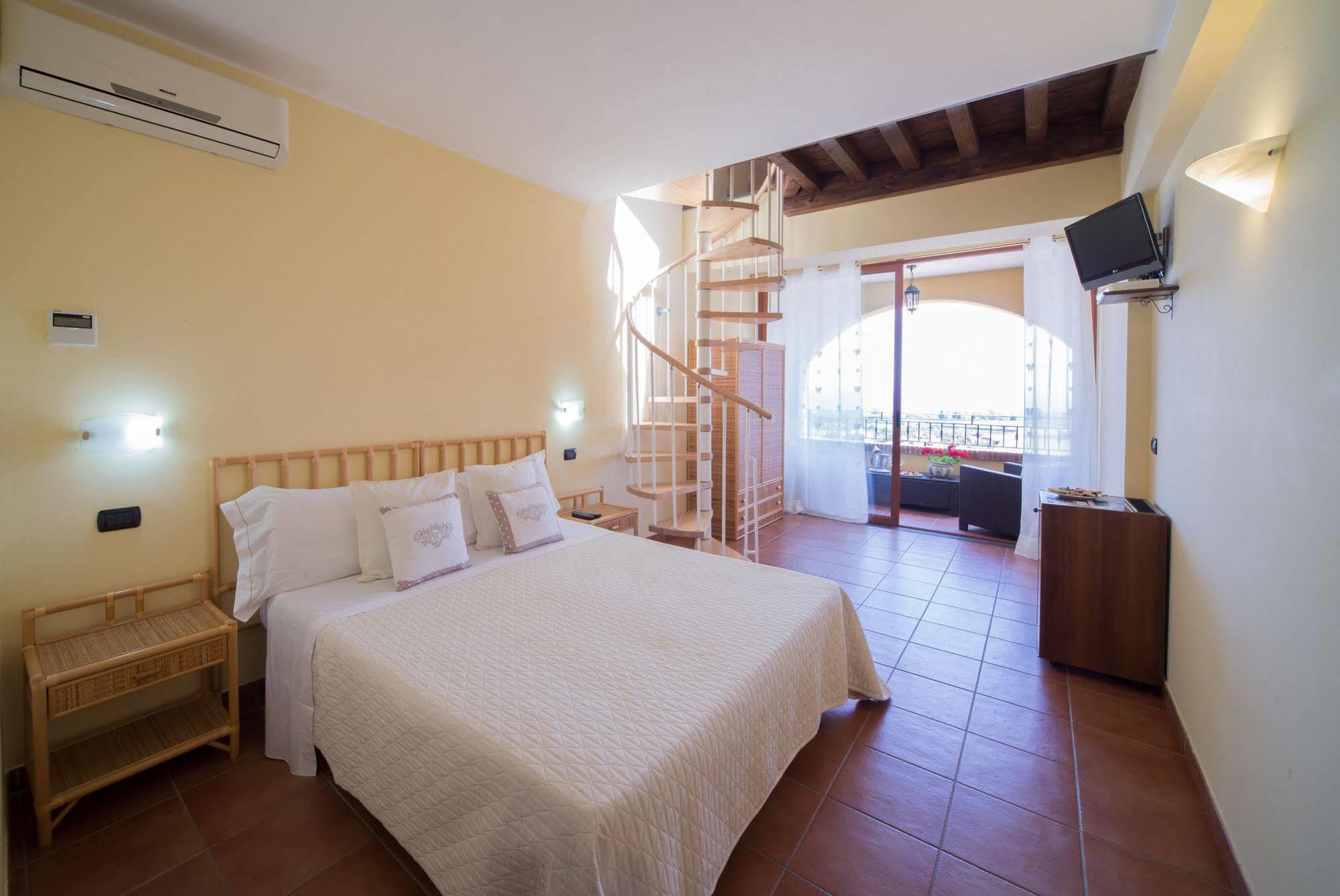 'A Nuciara Park Hotel & Spa Furci Siculo Zewnętrze zdjęcie